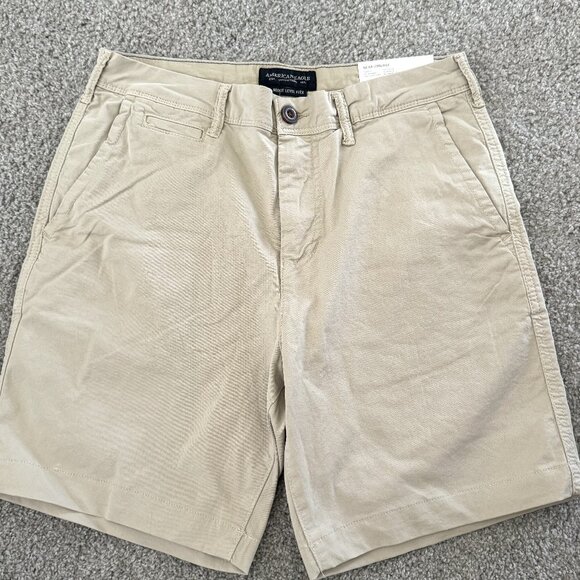 American Eagle N(e)xt Flex kahki shorts size 30 - Picture 1 of 4